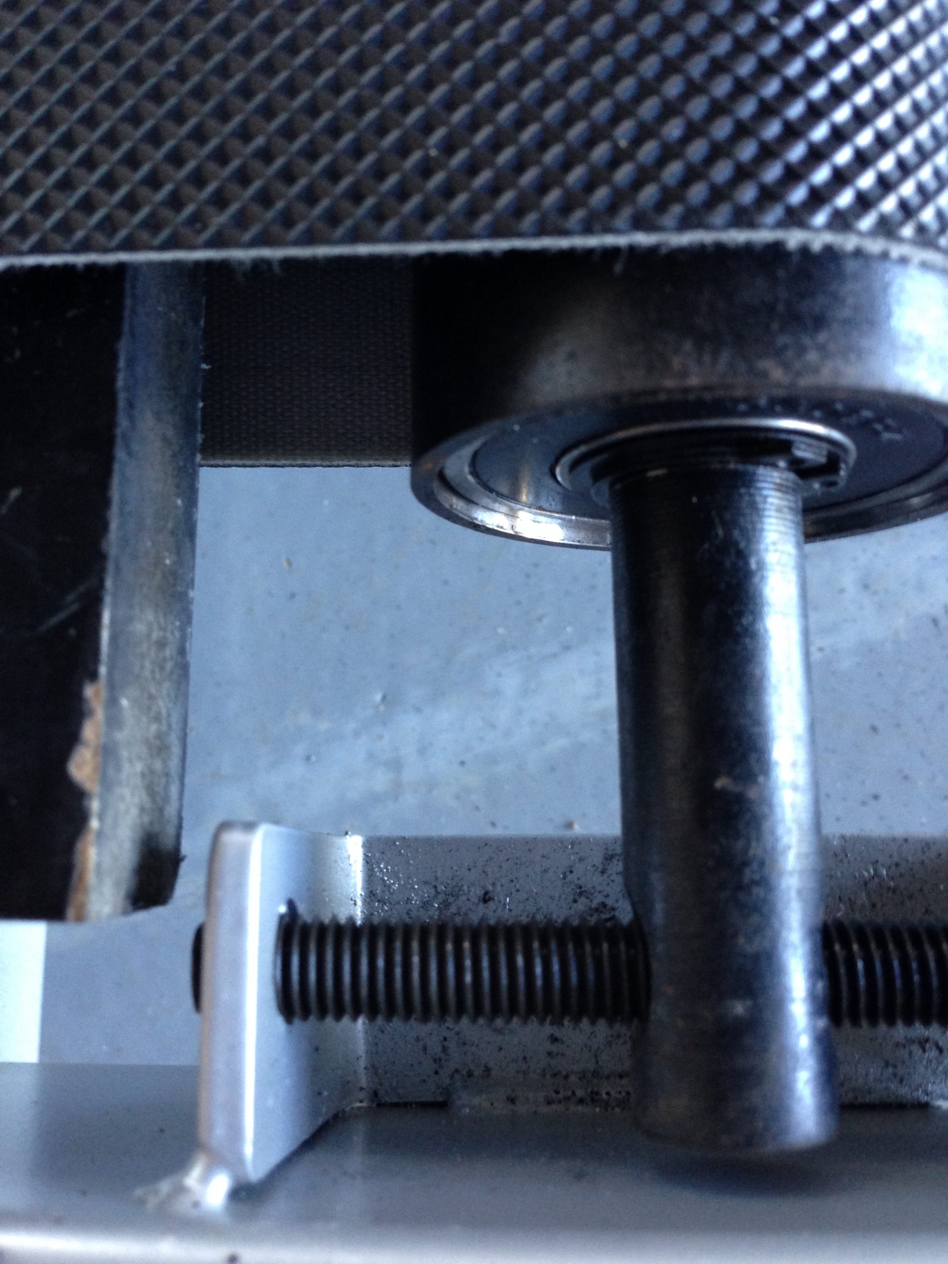 8611+662 2set MOLLA DI TENSIONE GANCIO NAVETTA + VITE DI